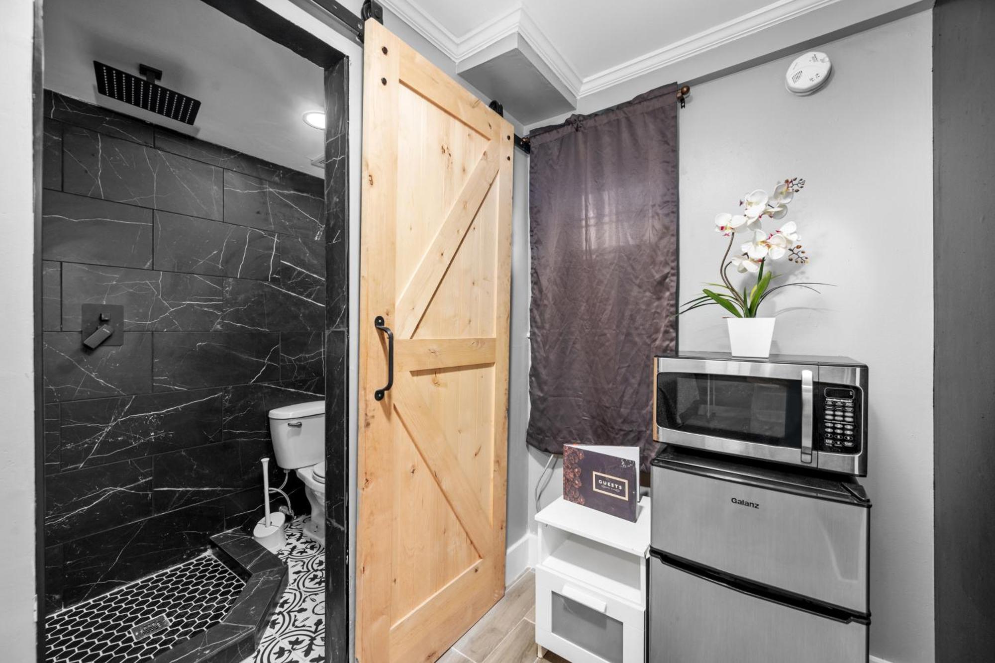 Charming Urban Studio Near Rice University & Museum District Houston Exterior foto